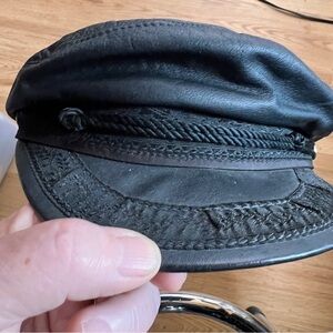 HATQUARTERS HENSCHEL Leather Black Cap. XL-8” diameter. Y2K. Flat cap